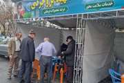 حضور فعال کارکنان شبکه بهداشت و درمان شهرستان ری در میزهای خدمت سلامت محور محلات در جنگ رمضان