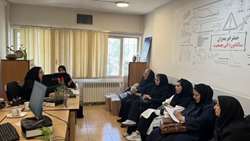 برگزاری جلسه هم‌اندیشی واحدهای پیشگیری از بیماریهای غیرواگیر و جوانی جمعیت و سلامت خانواده شبکه بهداشت و درمان شهرستان ری با تیم‌های اجرایی مستقر در کلینیک شهید سلیمانی