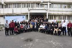 دیدار نوروزی مدیر شبکه بهداشت و درمان شهرستان ری با کارکنان در اولین روزکاری