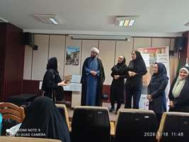 مراسم تجلیل از مادران باردار در سرای محله ۱۳ آبان شهرستان ری به مناسبت هفته ملی جمعیت