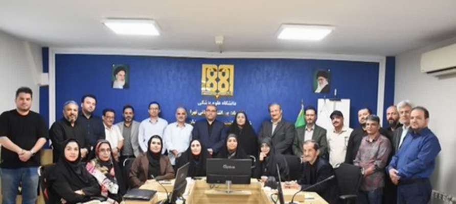 قدردانی مدیر شبکه بهداشت و درمان  شهرستان ری از اصحاب رسانه در آیین روز خبرنگار
