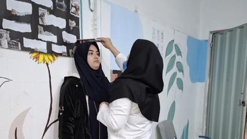 غربالگری سلامت دانش آموزان پایه دهم در مدارس تحت پوشش شبکه بهداشت و درمان شهرستان ری