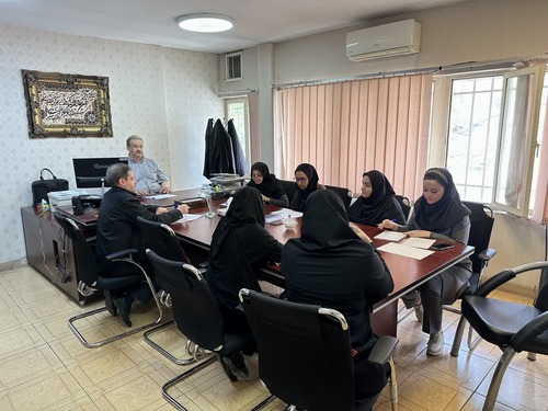 برگزاری اولین جلسه کمیته بررسی مرگ مادران باردار در شبکه بهداشت و درمان شهرستان ری در سال ۱۴۰۵